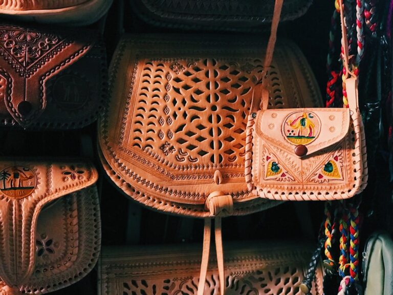 How to Choose the Perfect Leather Bag for Every Occasion